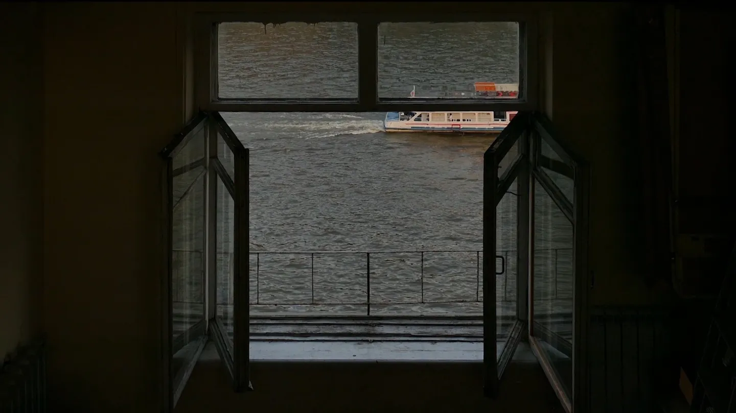 Moscow-river by Alexandra Mitlyanskaya