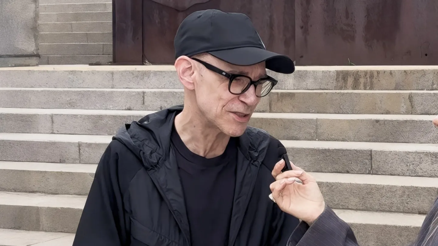 The Rise of Dark Mode | Alain Thibault by CIFRA TV