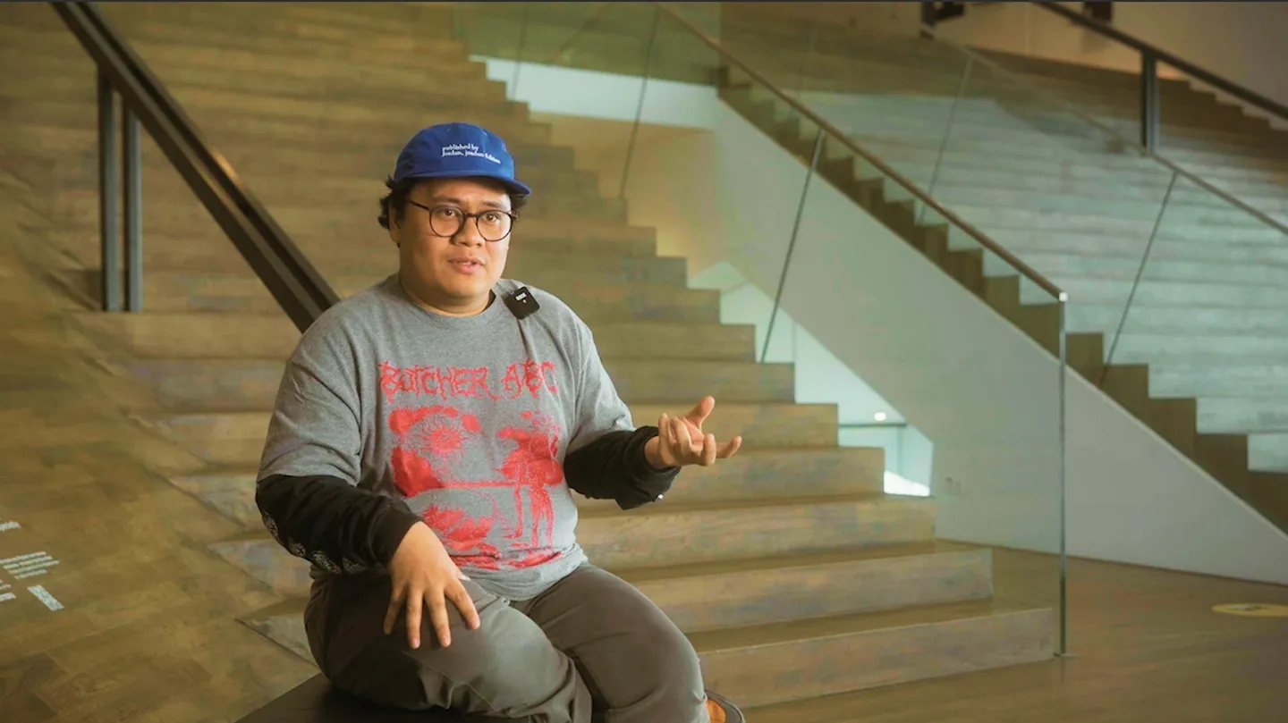 Hack the Black Box: Intro by Riar Rizaldi