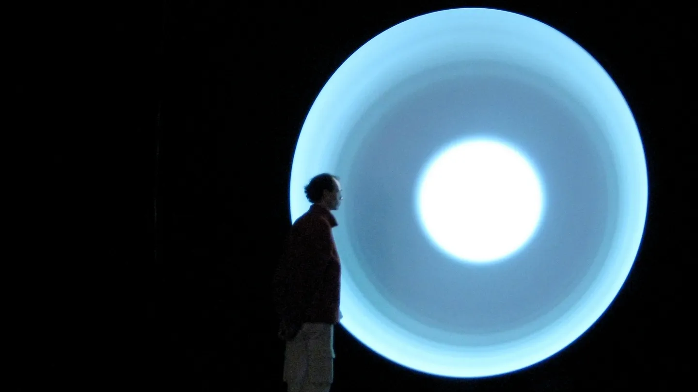 GONG by Félicie d'Estienne d'Orves
