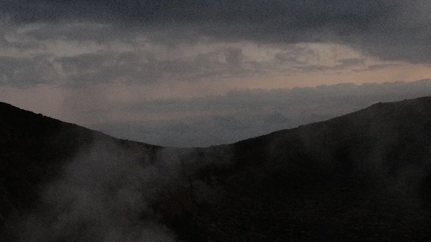 Geister heimsuchen (Haunting Spirits) by Studio shingo yoshida