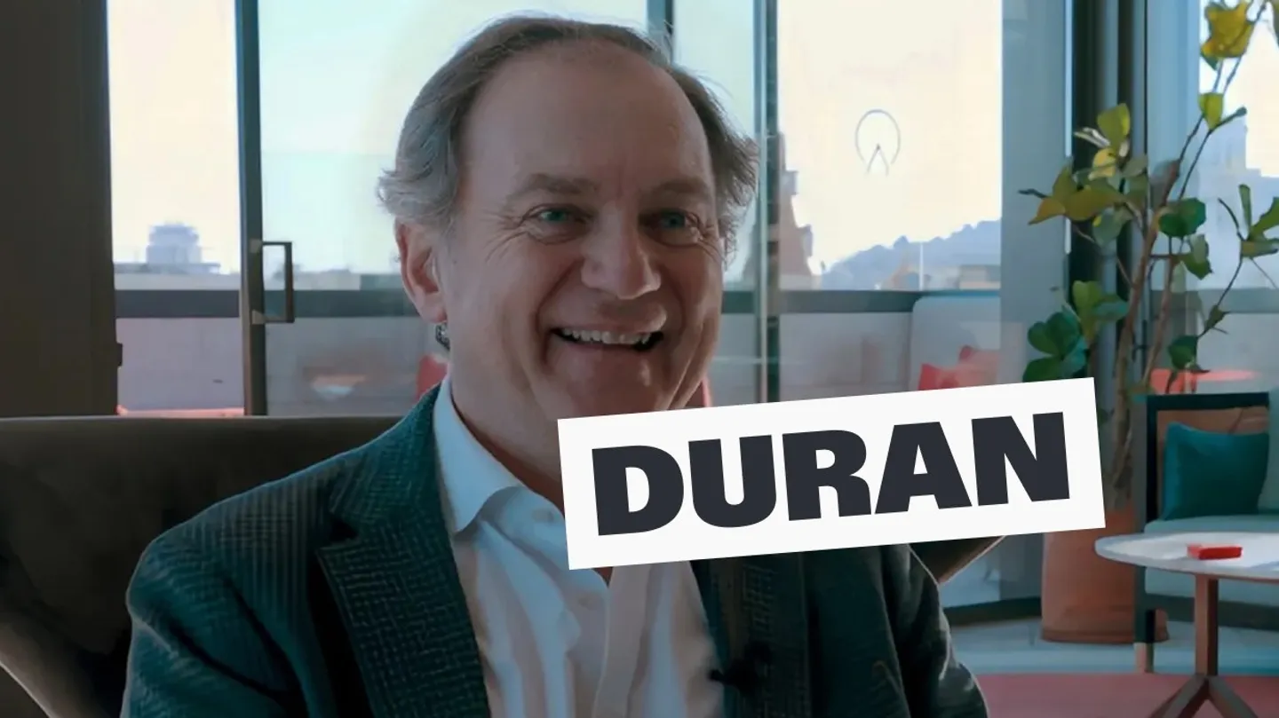 The Evolution of Video Art. Carlos Duran by CIFRA TV