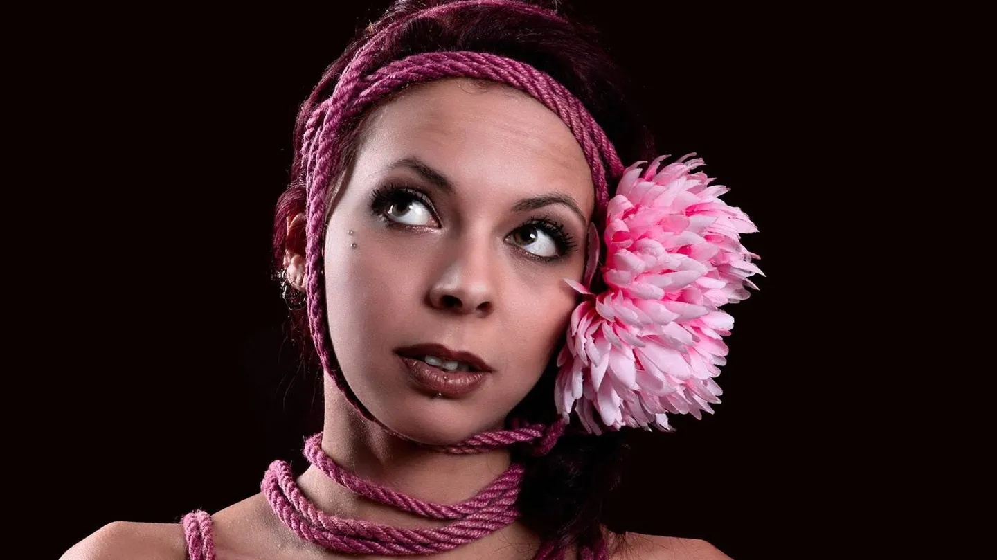 BLOOM by Isabella Corda