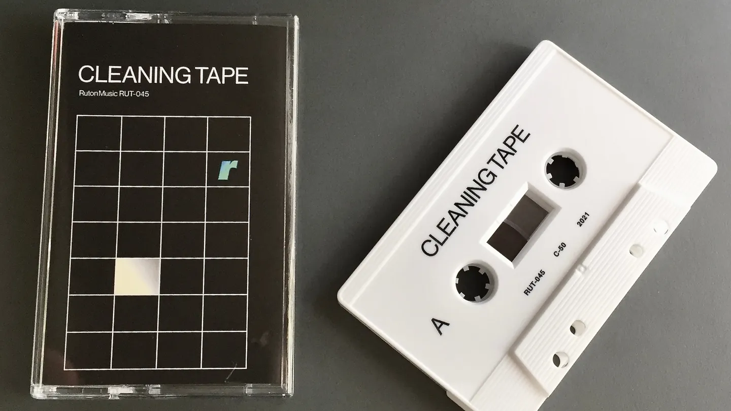 "Eteinen" from the album Cleaning Tape by Mika Taanila