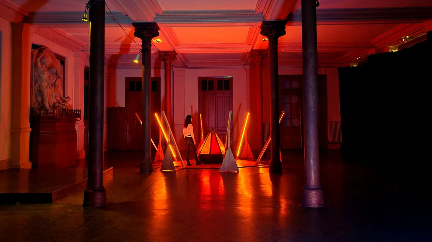 Vortex Incandescent by Scenocosme - Gregory Lasserre & Anais met den Ancxt