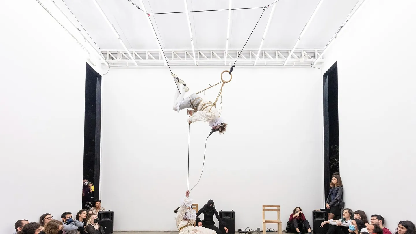 CADAFALSO by guilherme peters