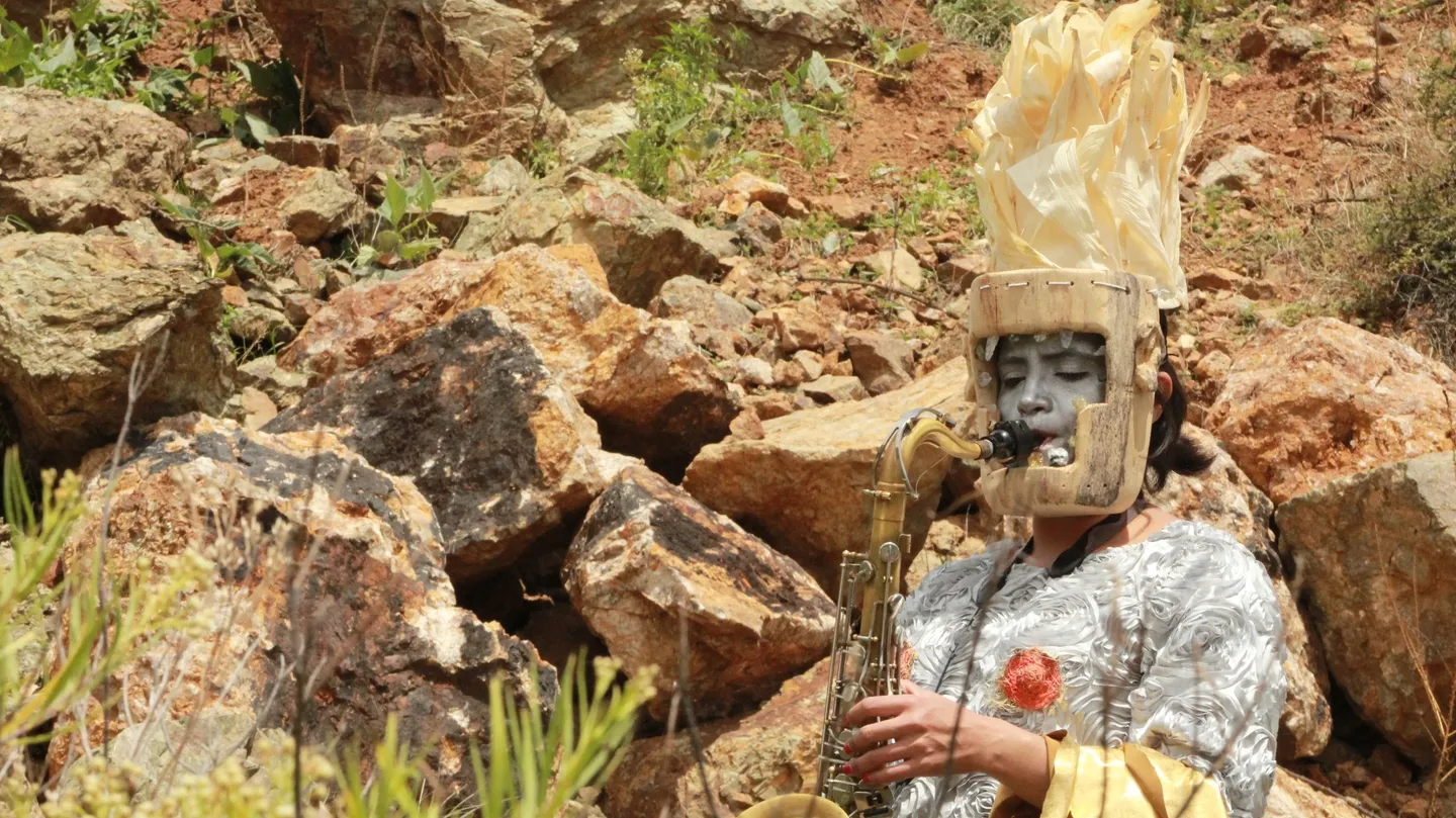 Sangre Pesada (Heavy Blood) / Trailer by Naomi Rincon Gallardo