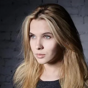 Alona Petliarska