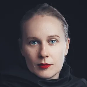 Leni Smoragdova